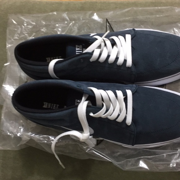 Men’s NIKE size 14 BNWOT - Picture 3 of 8